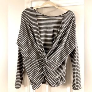 White Birch Striped Top Long Sleeve Open Back Size Small
